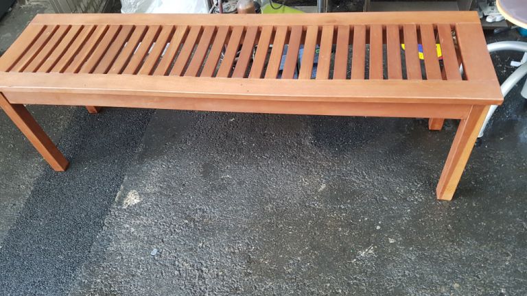 원목대기실 의자